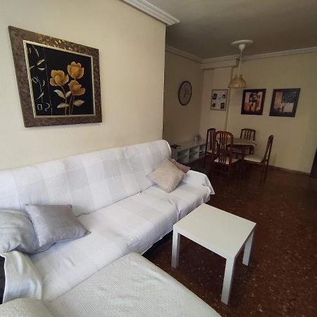 Apartament Amplio Piso Junto A Playa Victoria Kadyks Zewnętrze zdjęcie