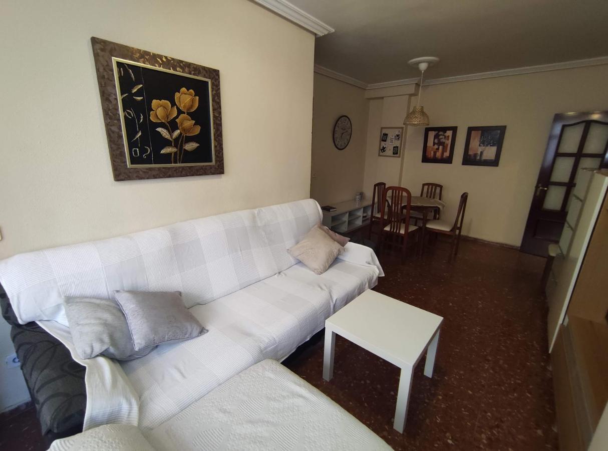 Apartament Amplio Piso Junto A Playa Victoria Kadyks Zewnętrze zdjęcie