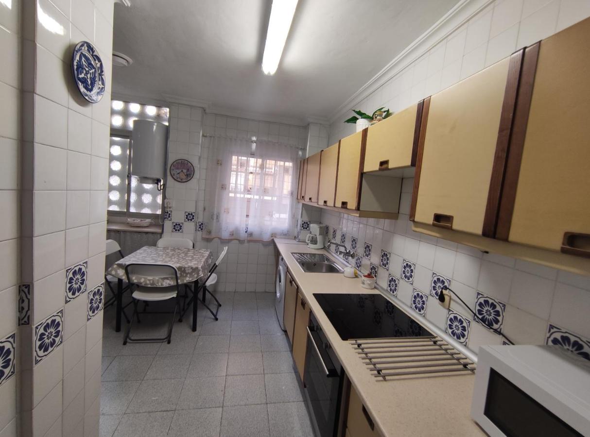 Apartament Amplio Piso Junto A Playa Victoria Kadyks Zewnętrze zdjęcie